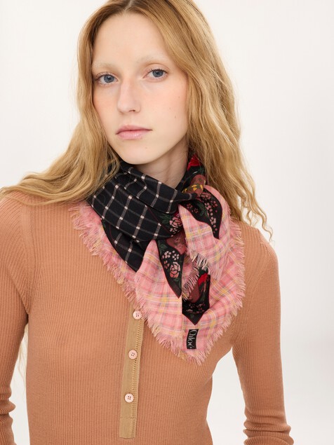 The Chlo&eacute; Folk square scarf in wool