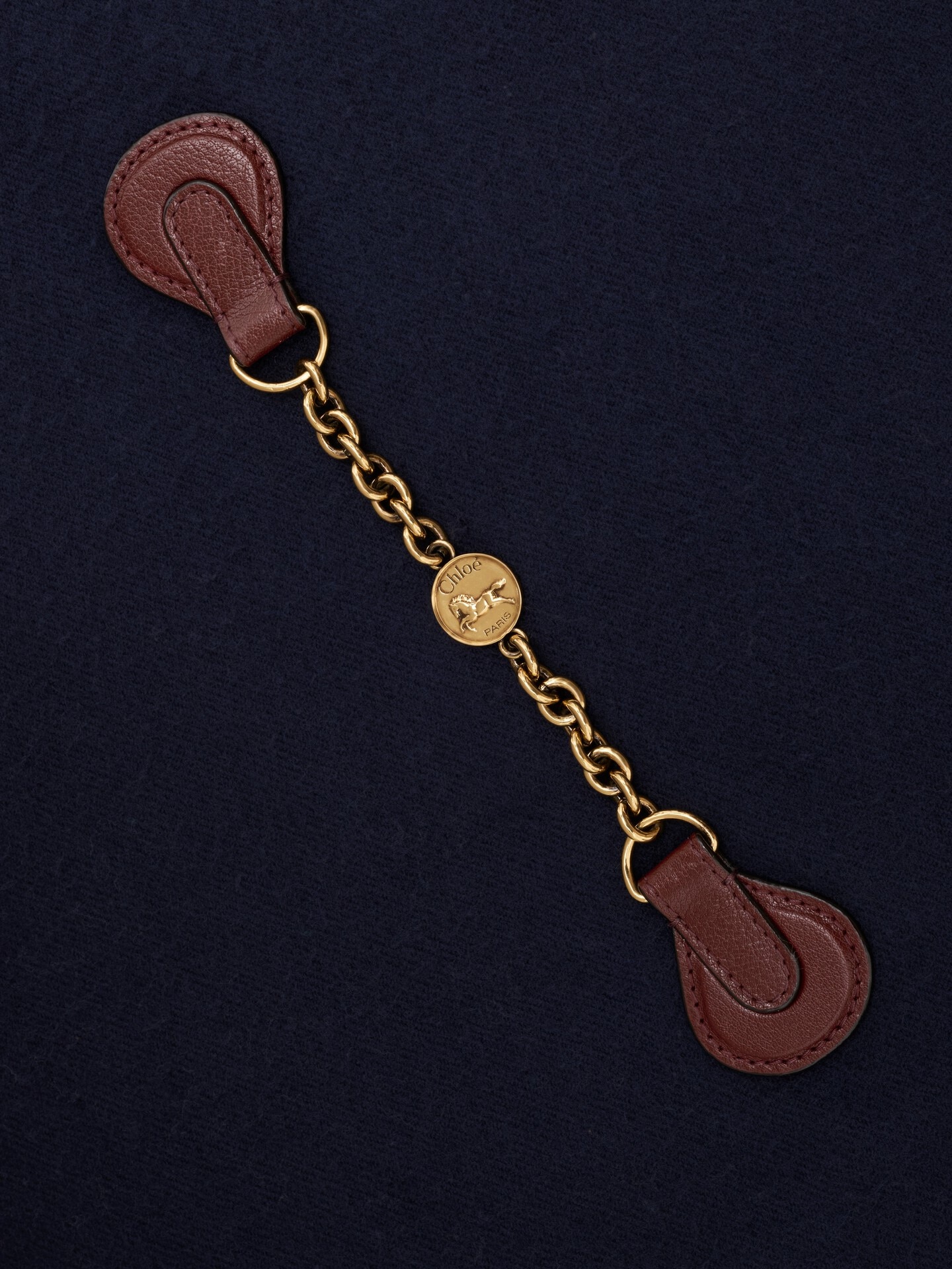 The Chlo&eacute; Horse Medal scarf in wool - 7