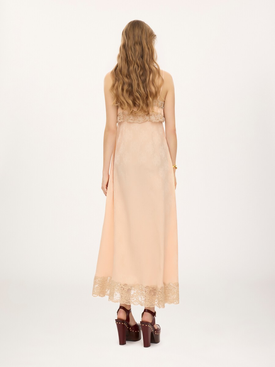 Langes Kleid aus Seidenjacquard und Spitze mit schmalen Tr&auml;gern - 5