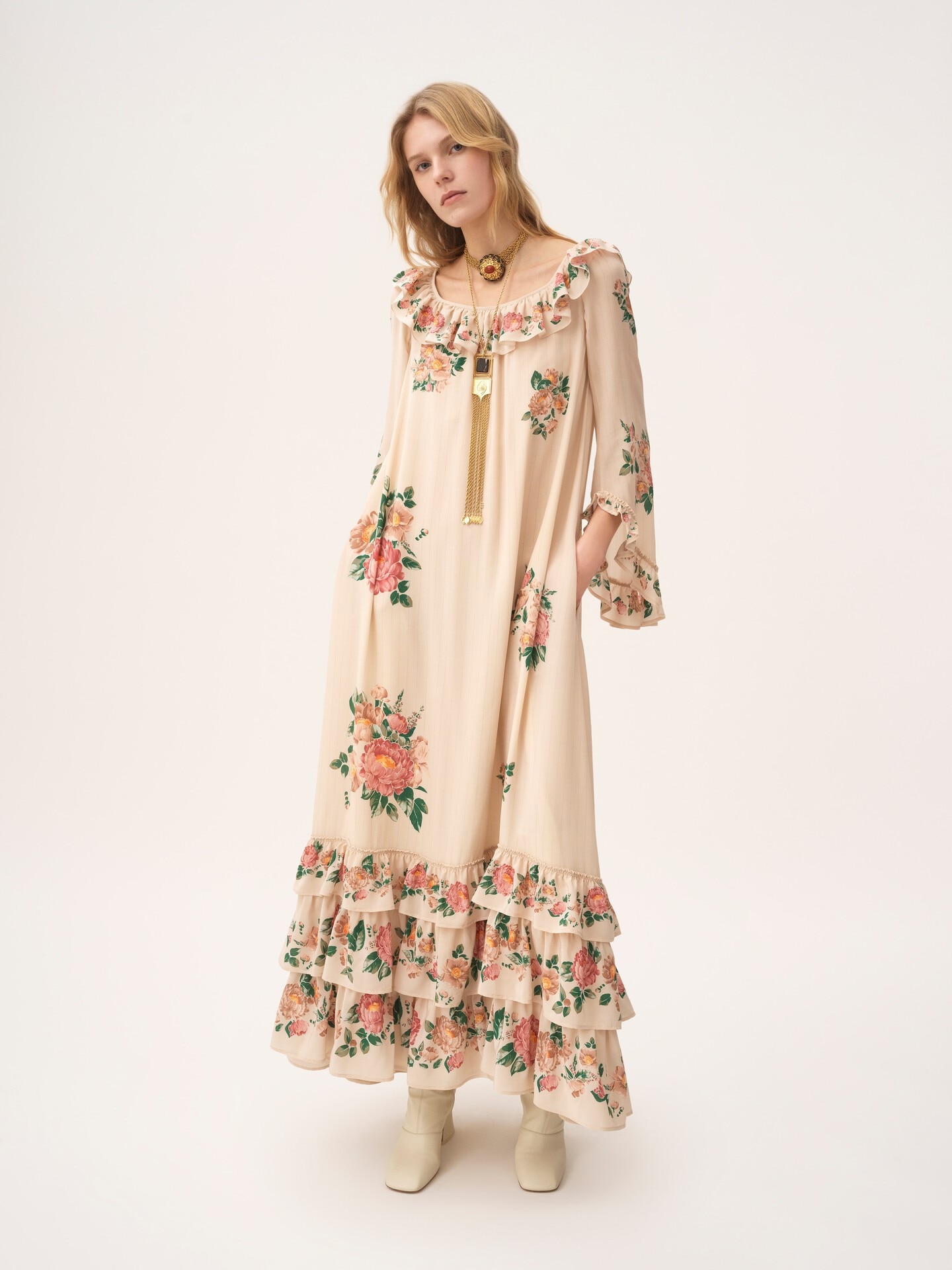 Square-neck ruffled long dress in crêpe de chine - 3