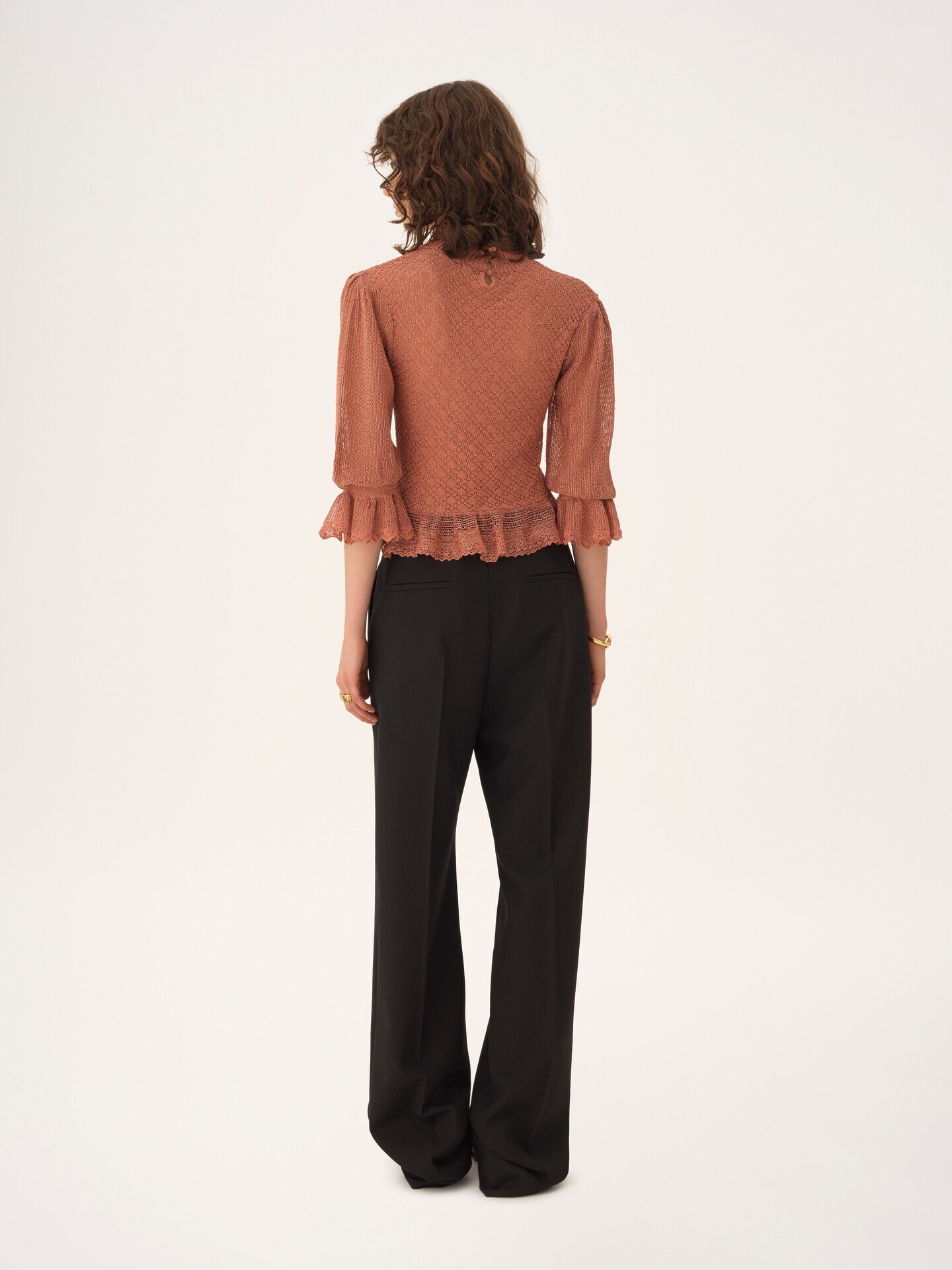 Ruffled puff-sleeve jumper in a lurex knit - 4.0