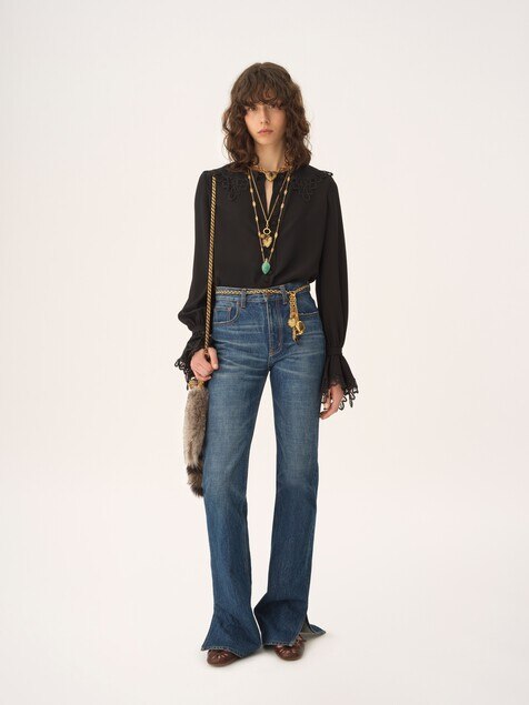 Fluid blouse in cr&ecirc;pe de chine & lace
