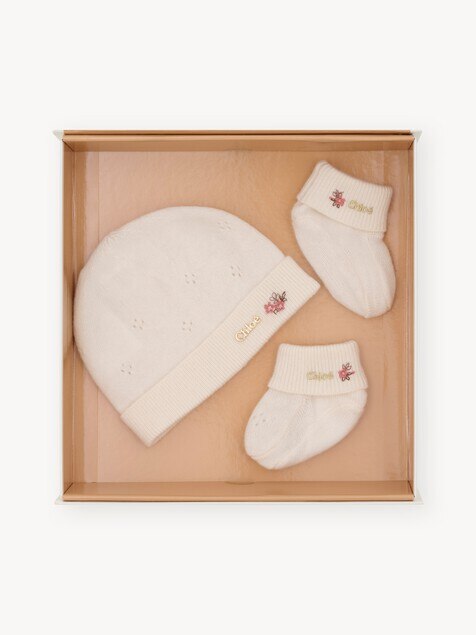 Baby gift set hat & slippers