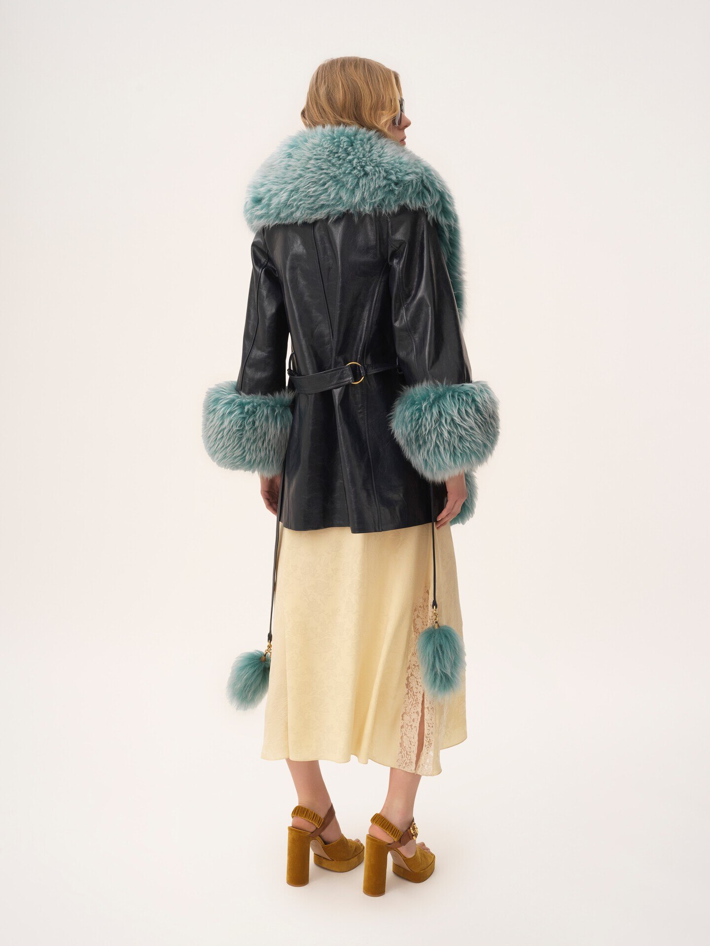 Manteau court en cuir - 5