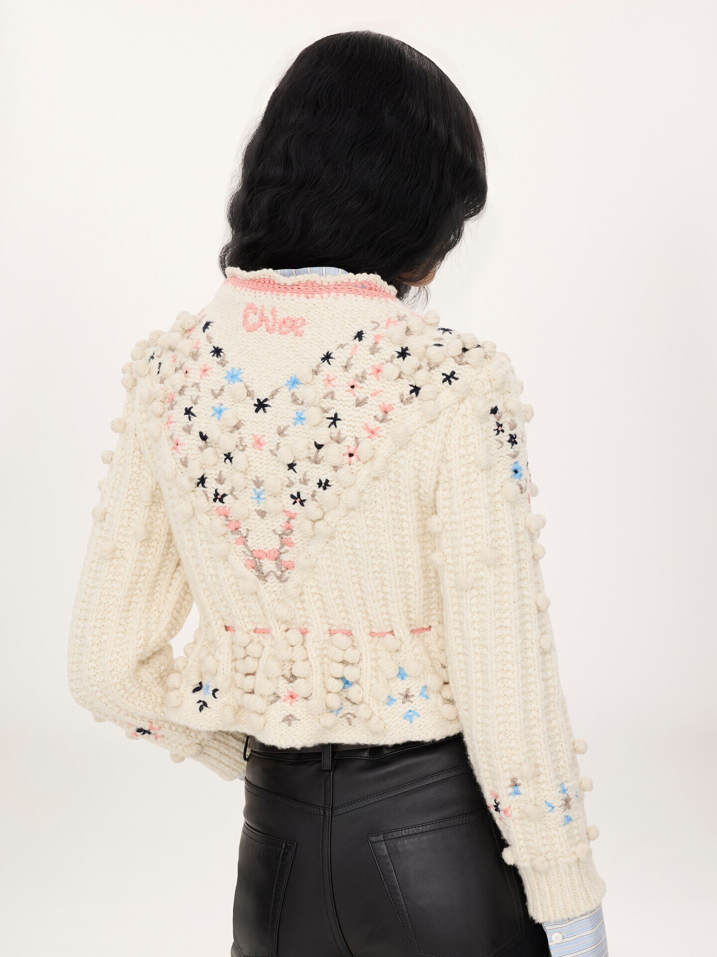Cropped fitted cardigan in a wool knit - 4.0