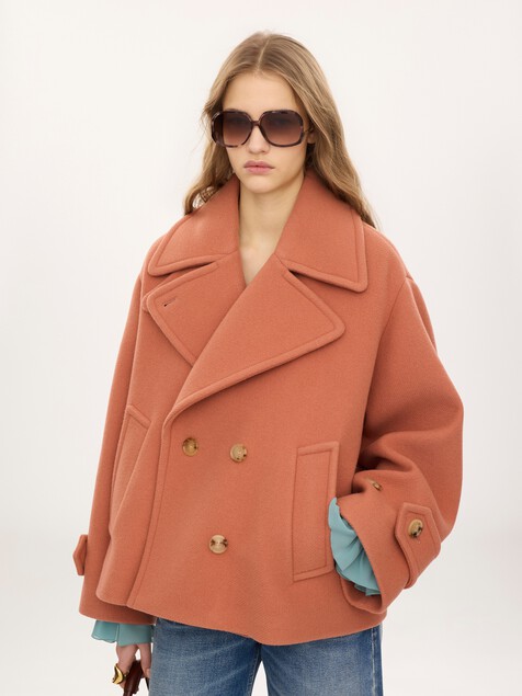 Oversized short coat in wool