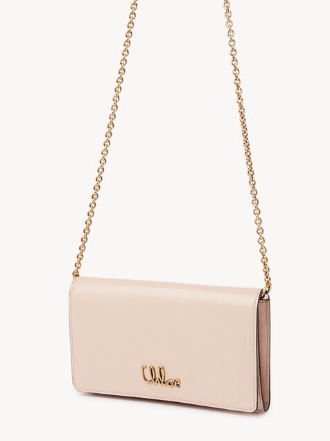 Chlo&eacute; Iconic flap wallet on chain in shiny leather