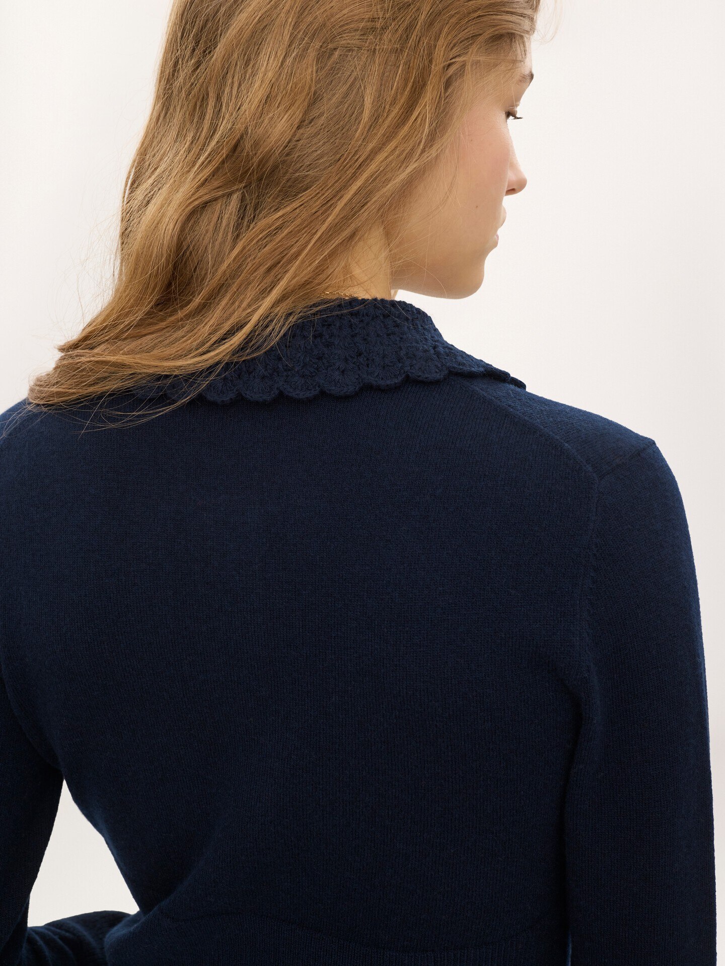 Fitted logo cardigan in a wool knit - 7