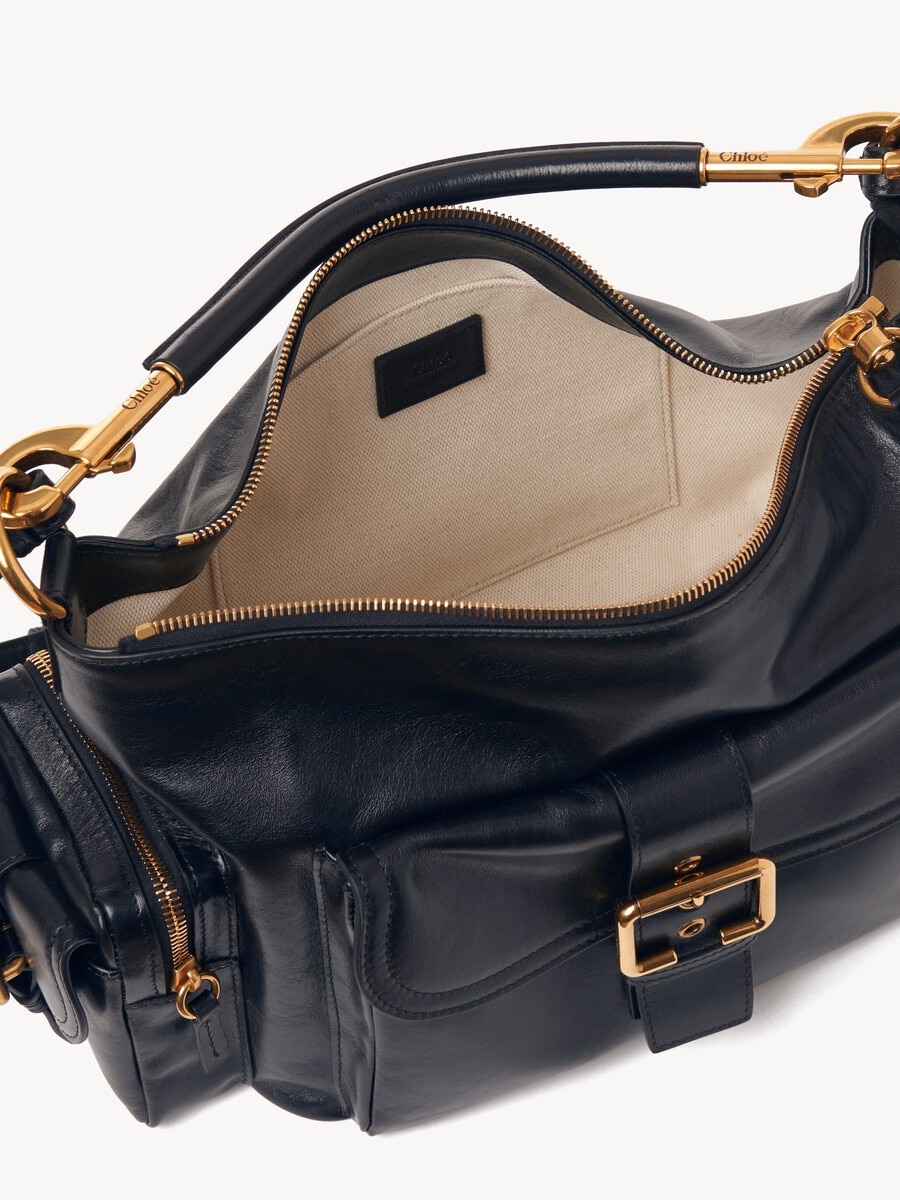 Camera bag in shiny leather - 6