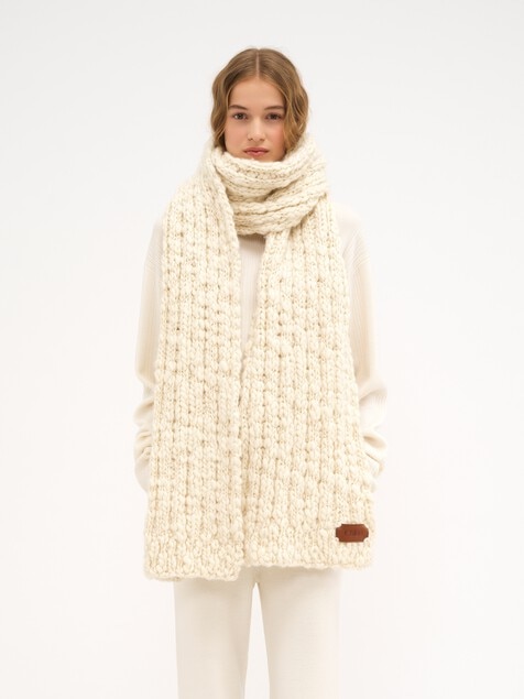 Écharpe en maille épaisse de laine extrafine et soie