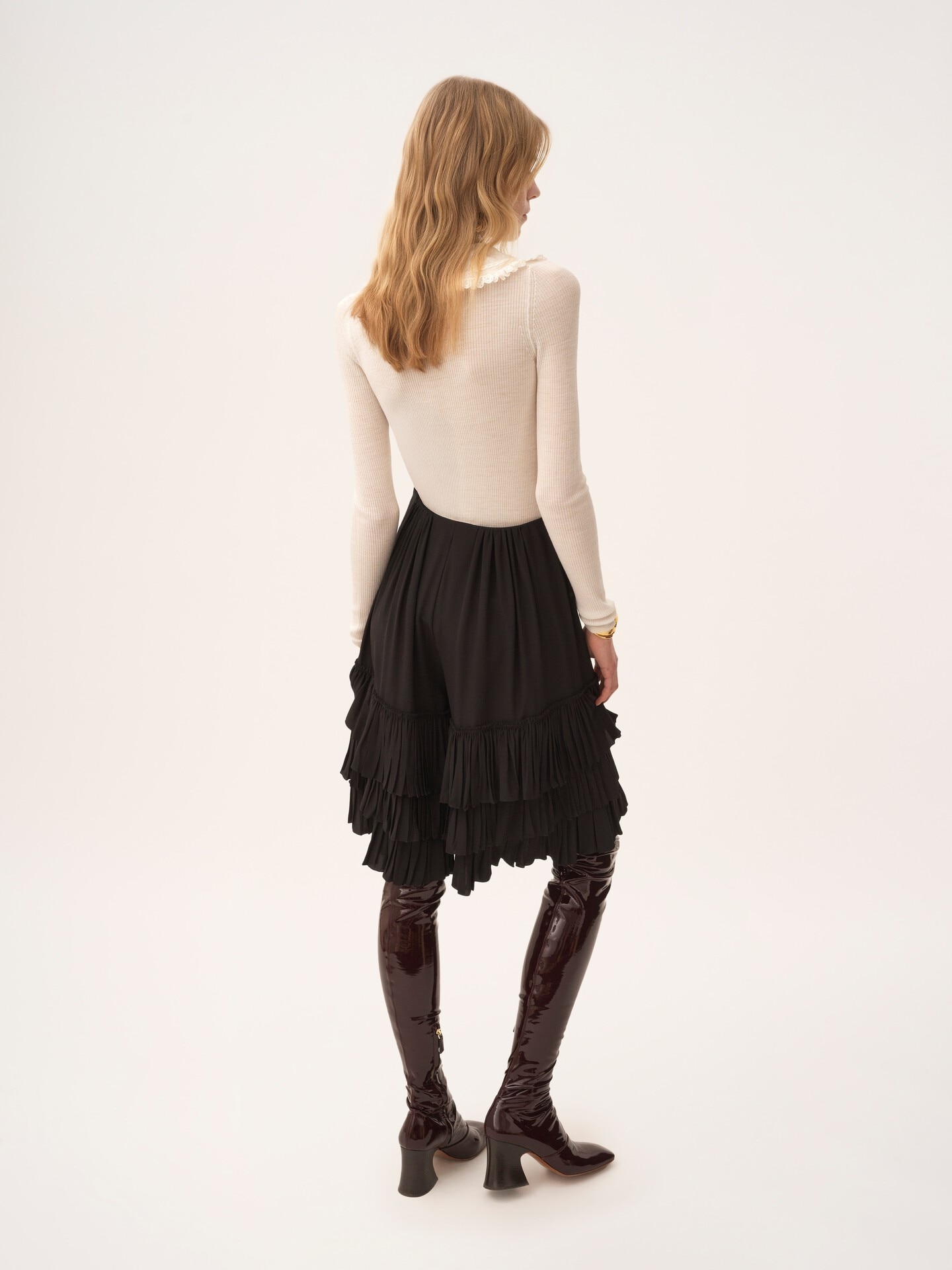 Ruffled tiered shorts in crêpe de chine - 5