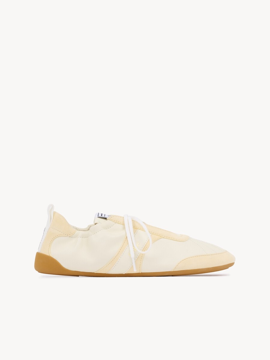 Chlo&eacute; Kick Sneaker - 2