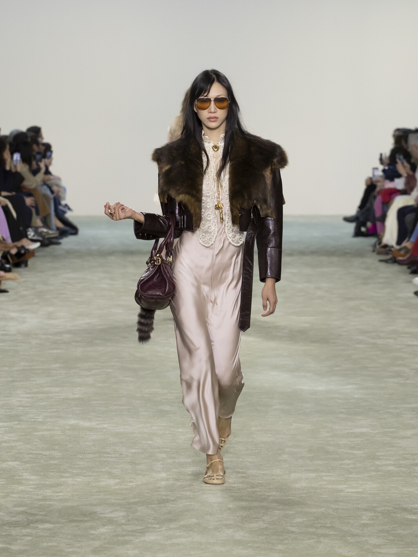 Look 13 - 1