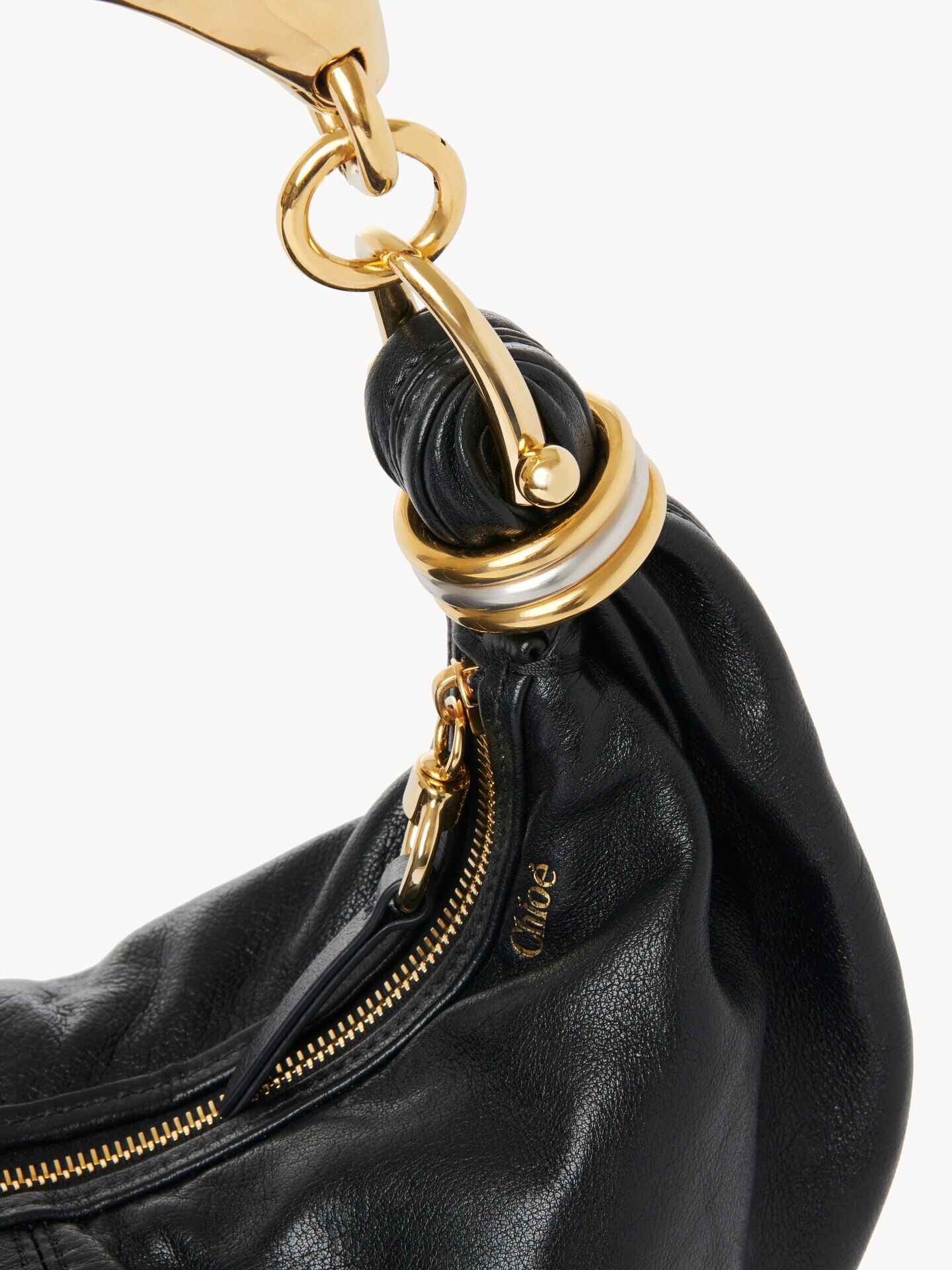 Small Bracelet hobo Bag in grained leather - 8