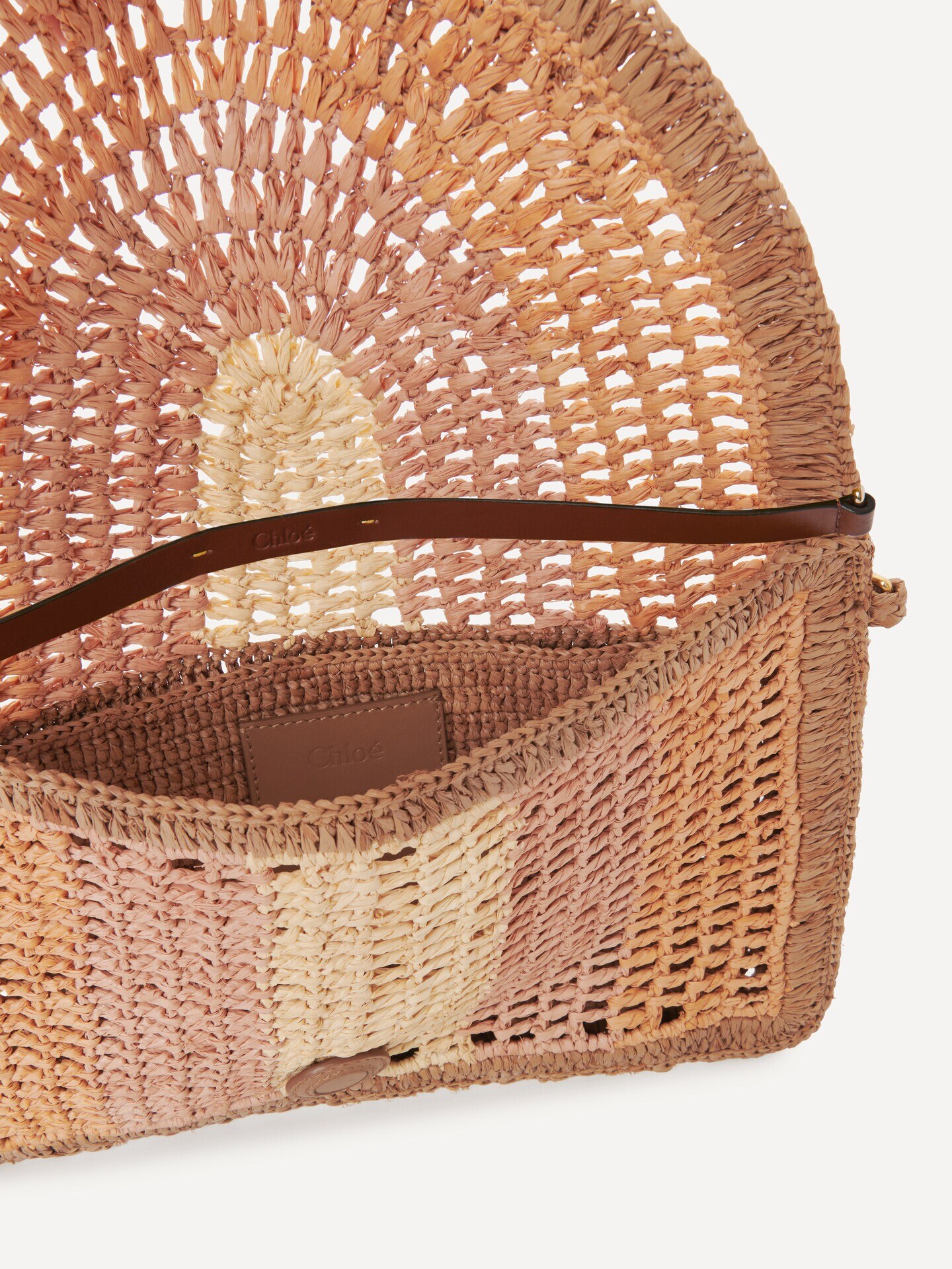 Summer Banana flat pouch with strap in raffia - 5