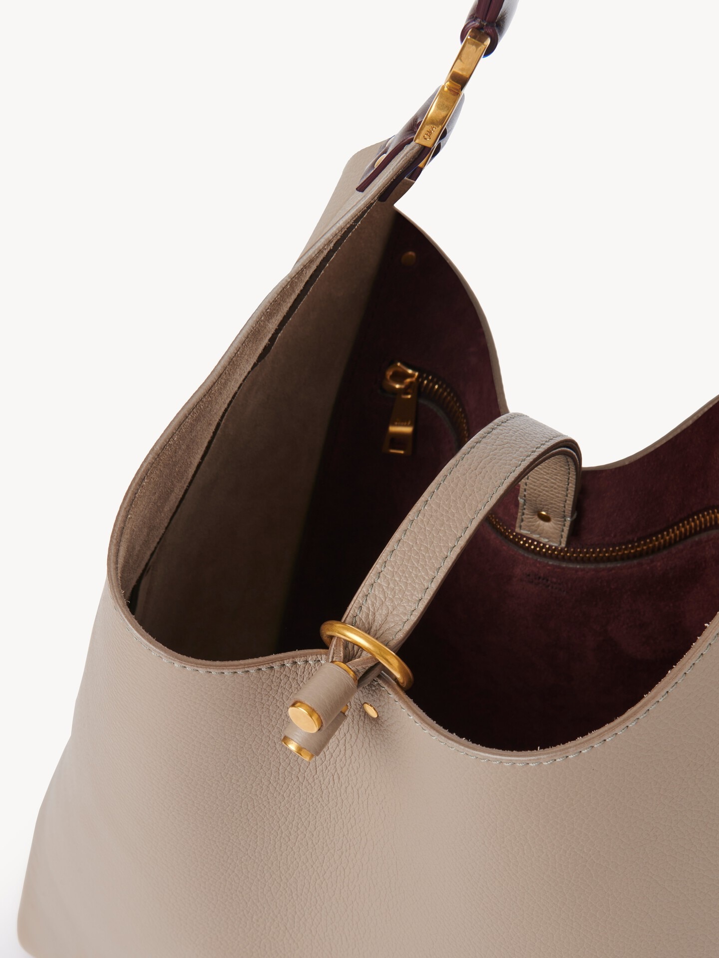 Marcie hobo bag in grained leather - 7