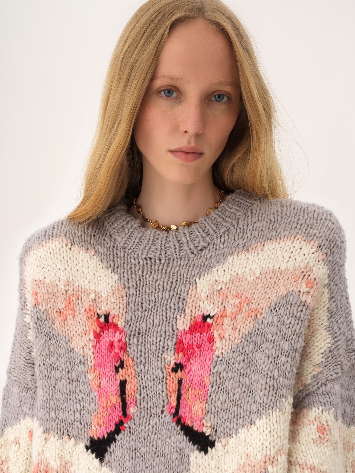 Oversized-Pullover aus Wollstrick mit Logo - 5