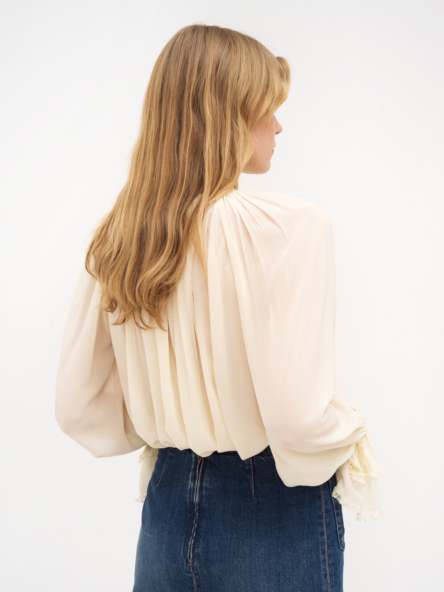 Top volant&eacute; en georgette de soie - 5