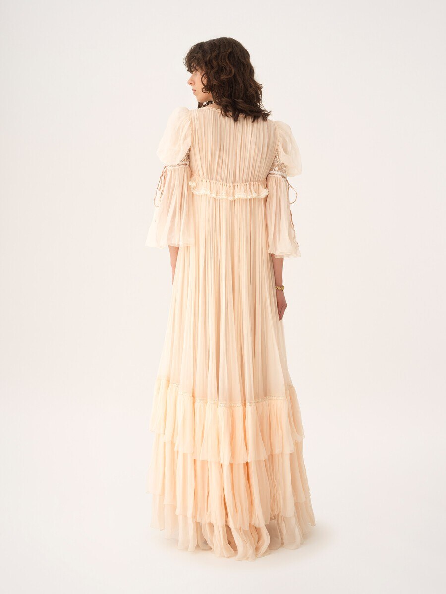 Oversized long ruffled dress in silk mousseline & lace - 4