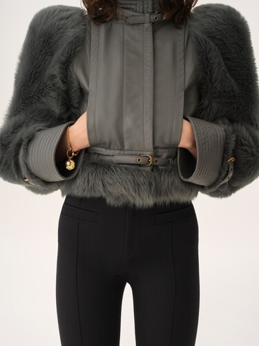 Flared tailored trousers in wool gabardine - 6
