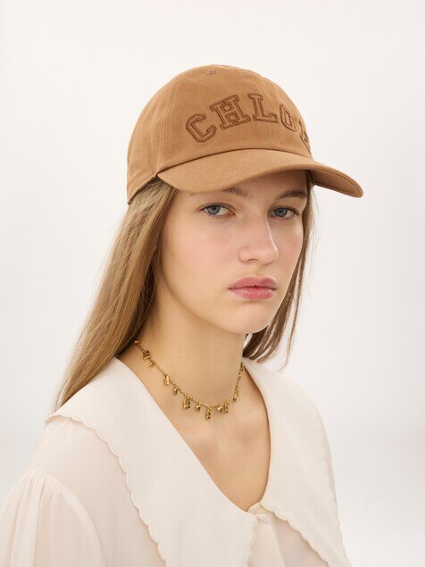 The Chlo&eacute; Signature cap in cotton