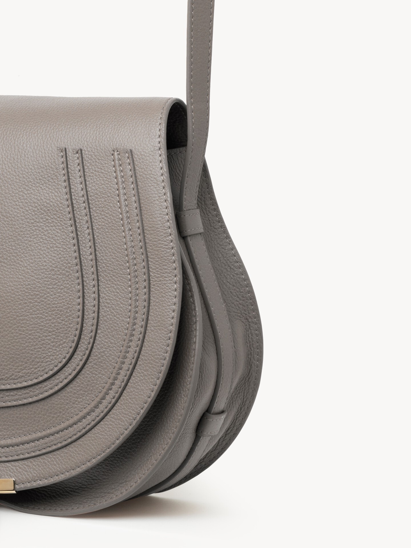 Bolso saddle Marcie de cuero granulado - 3