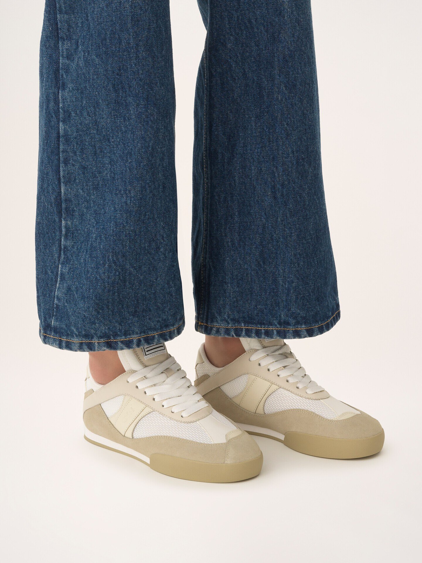 Chlo&eacute; Kick Sneaker - 3