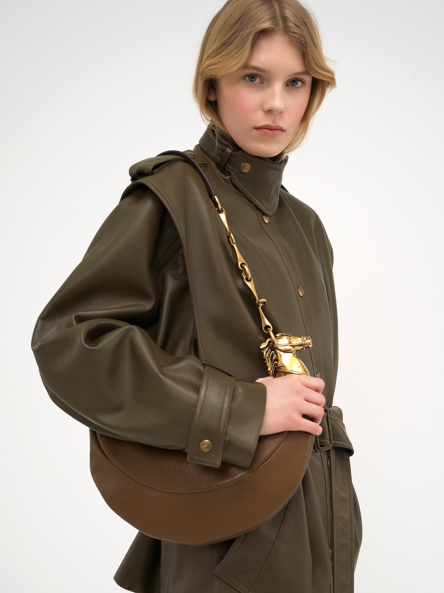 Chain Horse shoulder bag in soft leather - 8