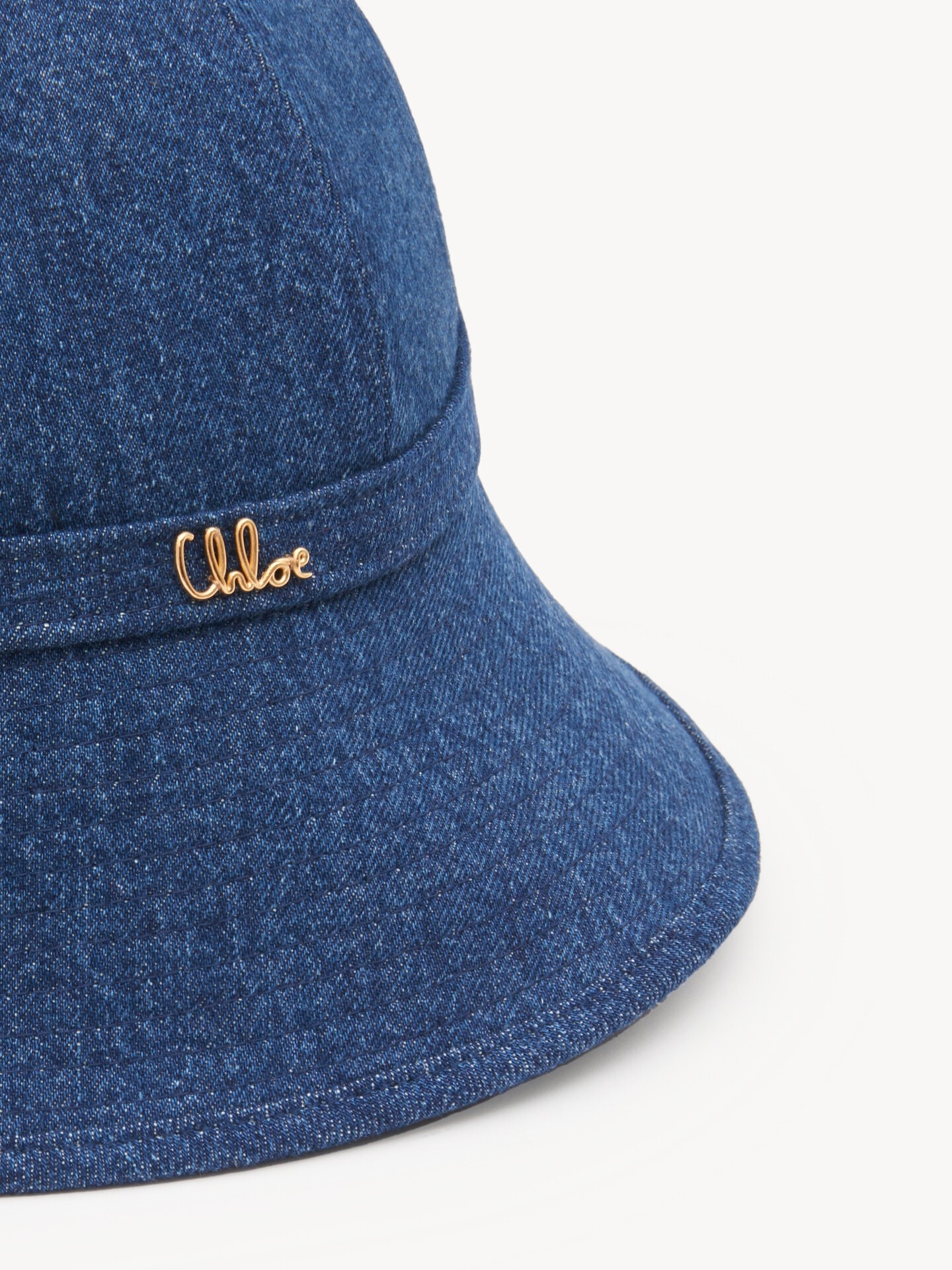 The Chlo&eacute; Iconic bucket hat in denim - 4