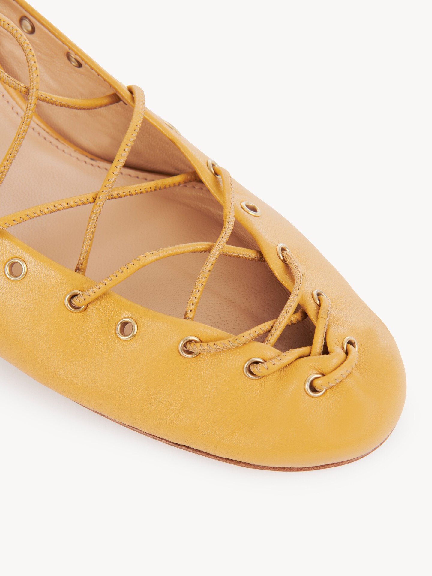 Zapatos de tac&oacute;n Chlo&eacute; Ghillies - 5