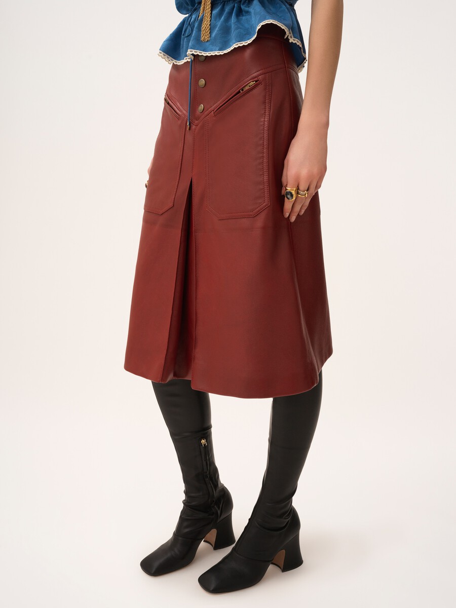 Knee-length skirt in leather - 4