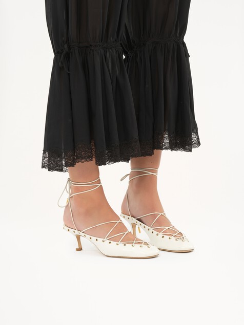 Chlo&eacute; Ghillies Pumps