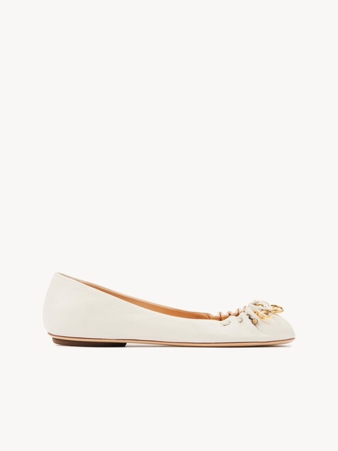 Chlo&eacute; Charms ballerina