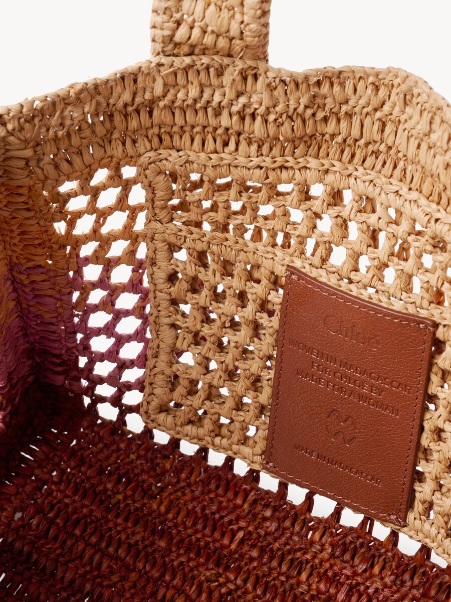 Small Summer Banana east-west tote bag with strap in raffia - 6