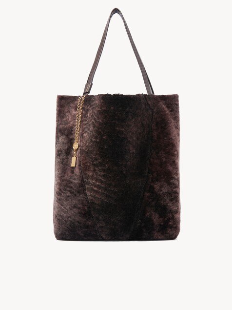Large Chlo&eacute; Spin tote bag in shearling