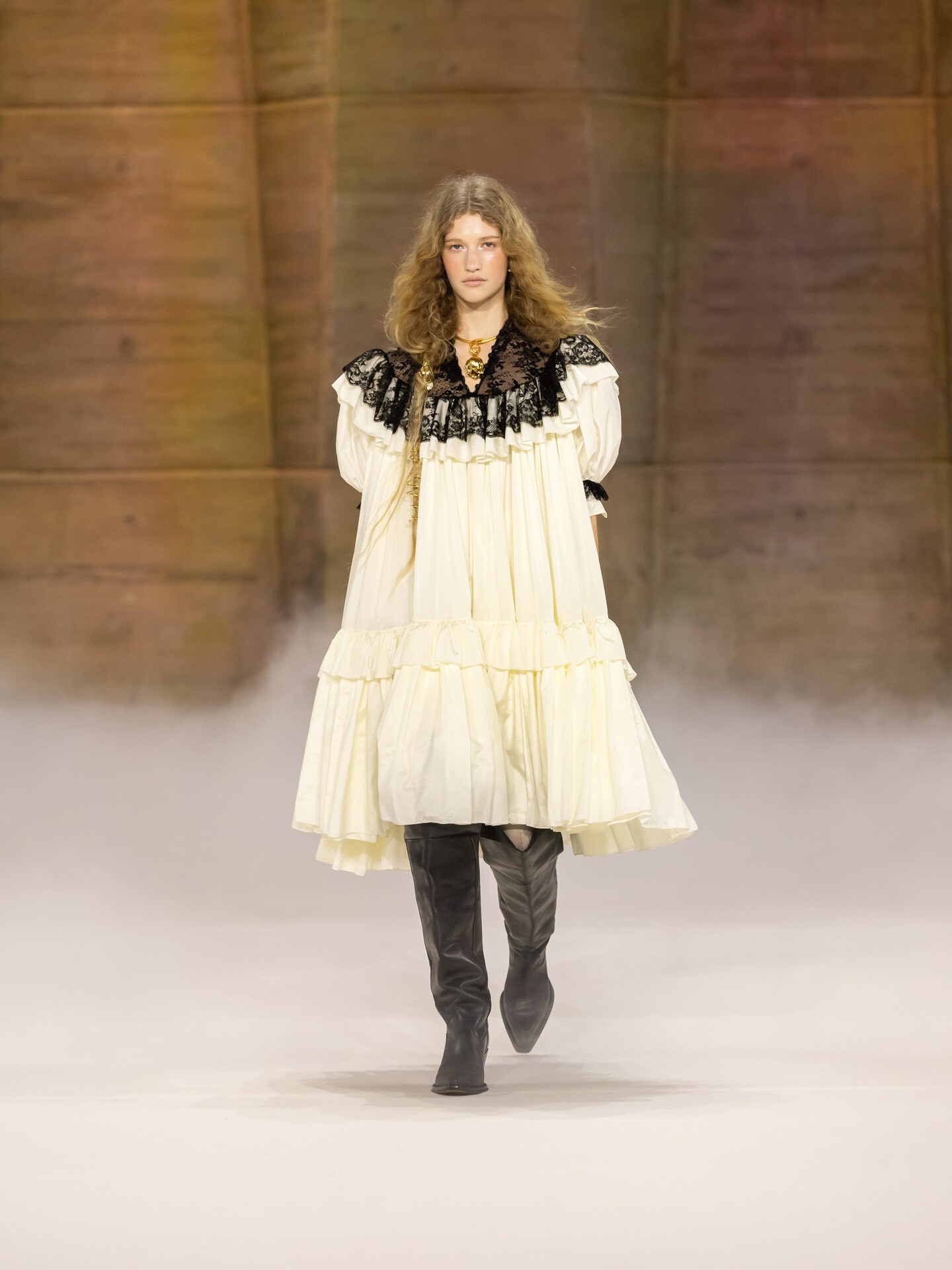 Look 43 - 1