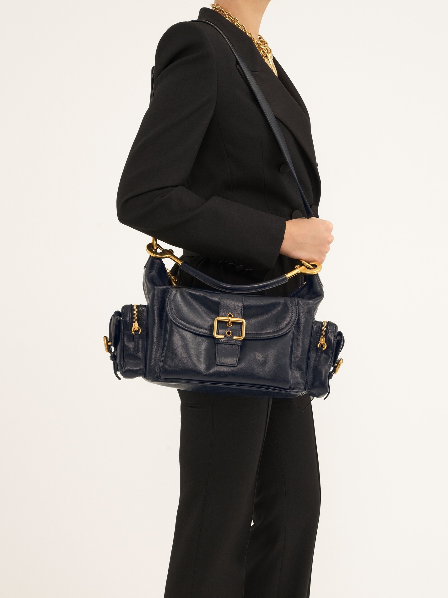 Camera bag aus gl&auml;nzendem Leder - 3