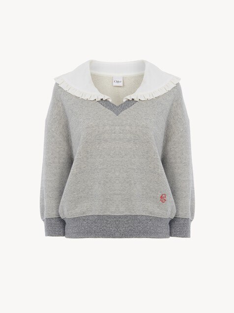 Collar sweater in chin&eacute; fleece