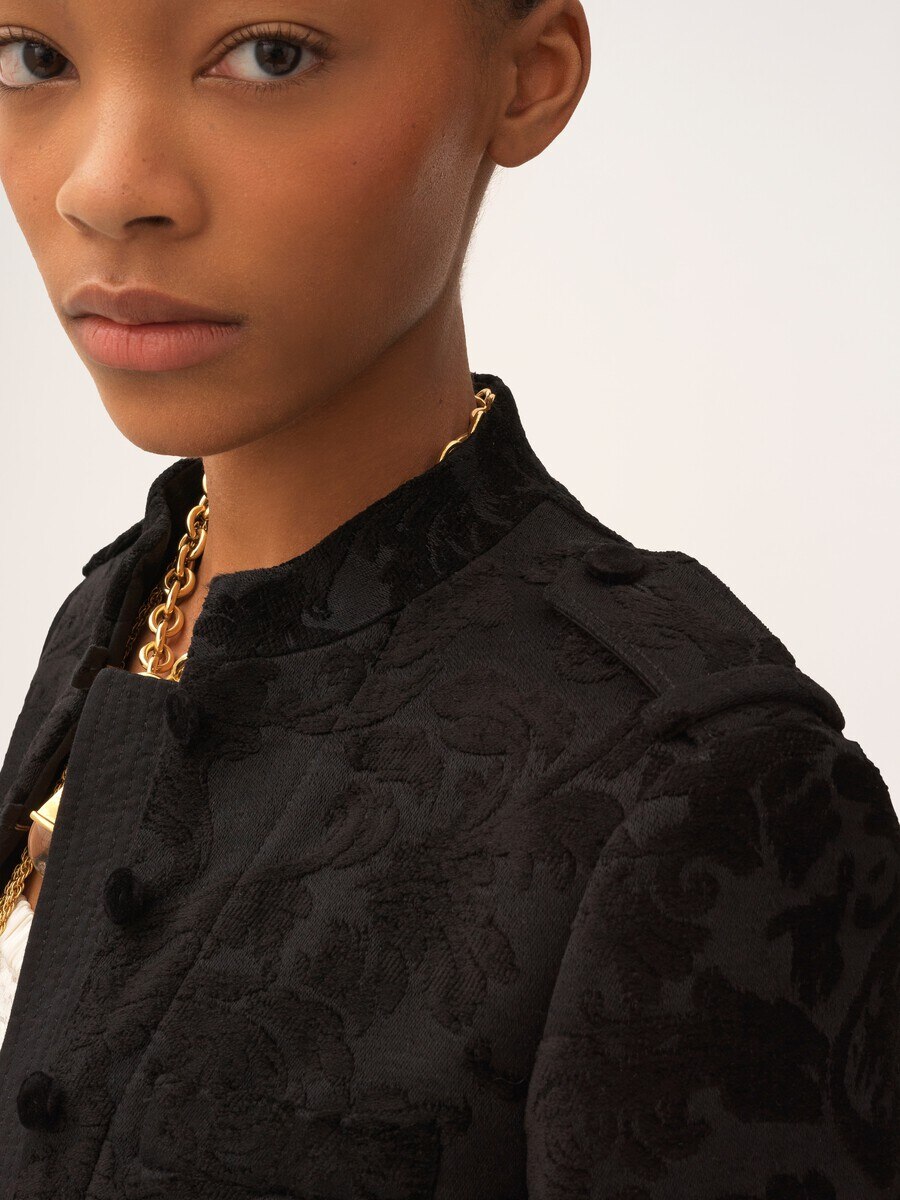 Veste ajust&eacute;e en velours floral - 6