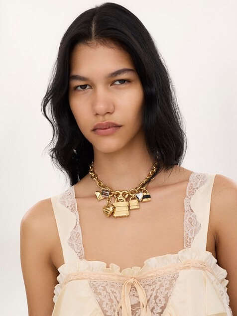 The Chlo&eacute; Paddington necklace
