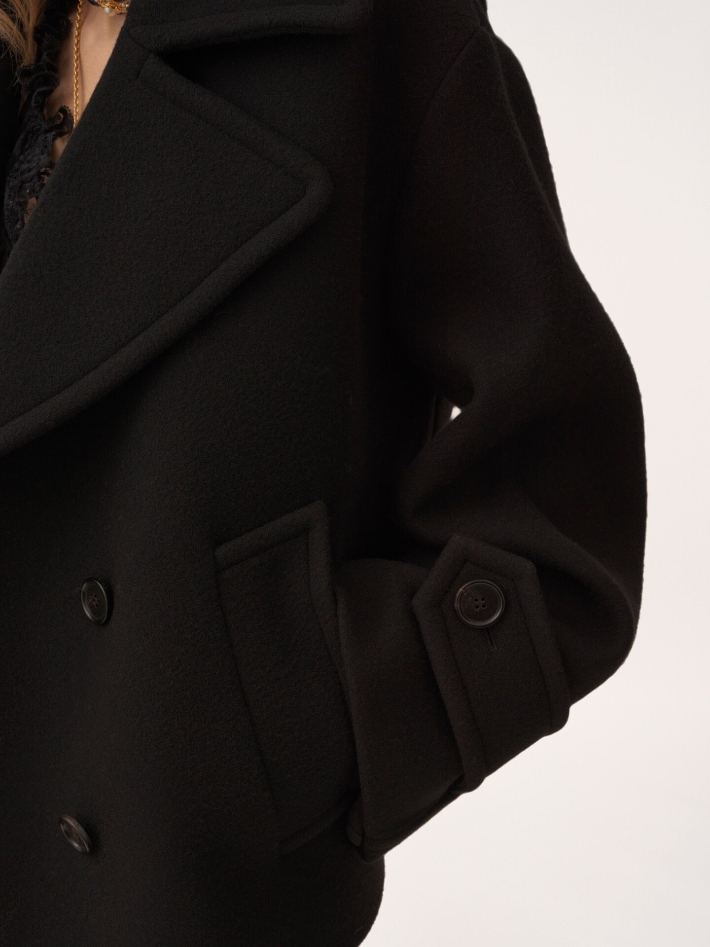 Oversized short coat in wool - 7