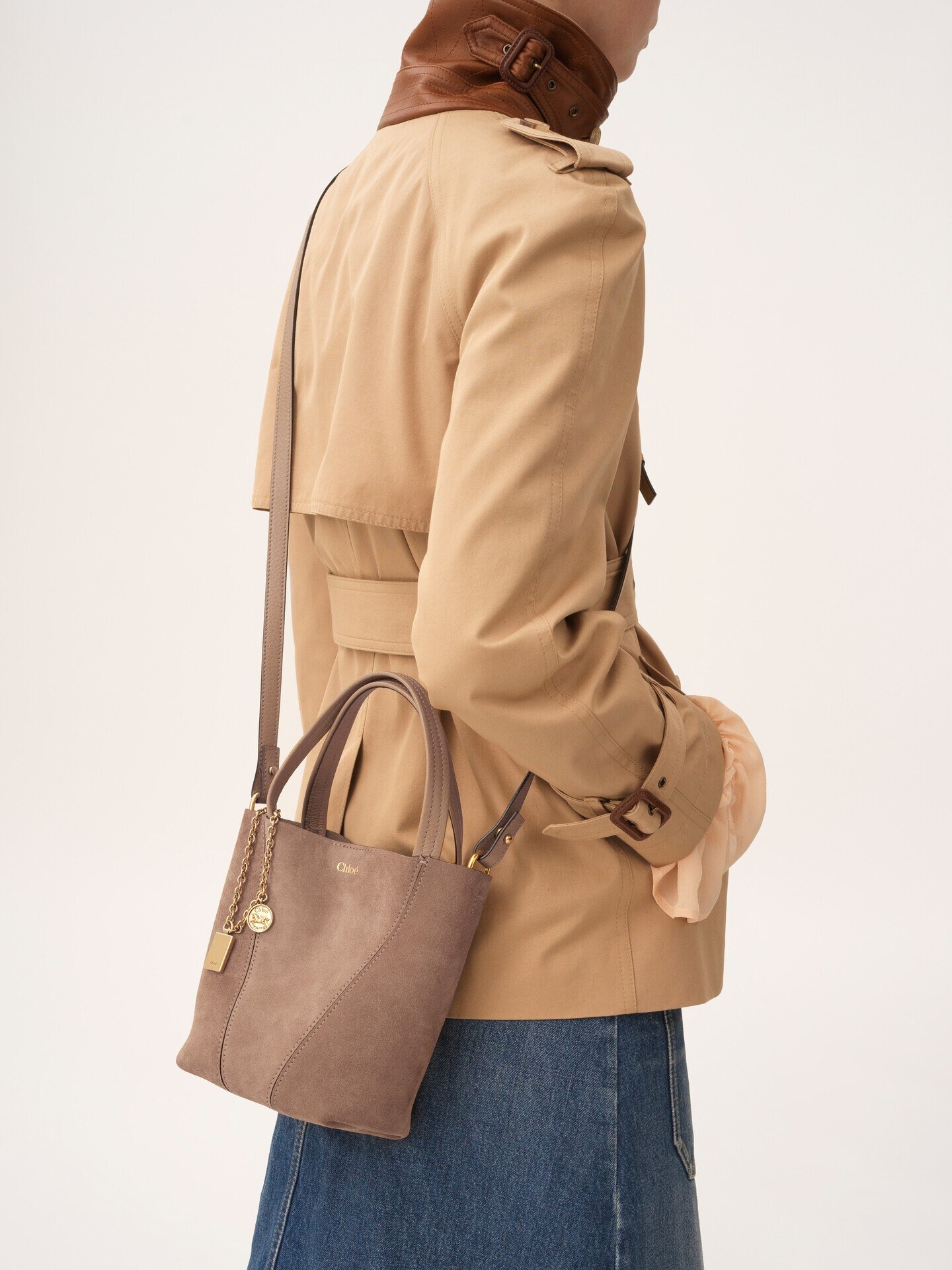 Small Chlo&eacute; Spin tote bag in suede leather - 3.0