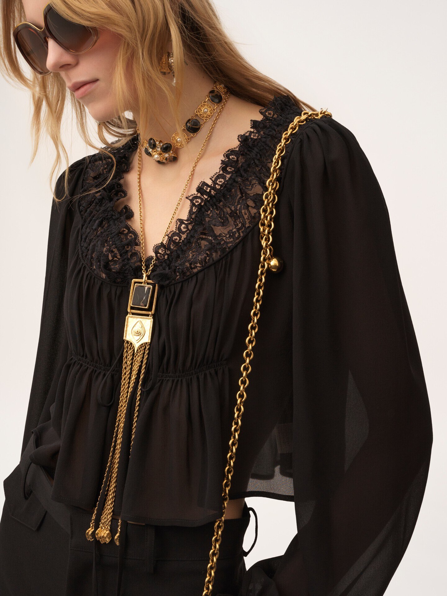 Scoop-neck cropped top in silk georgette & lace - 6