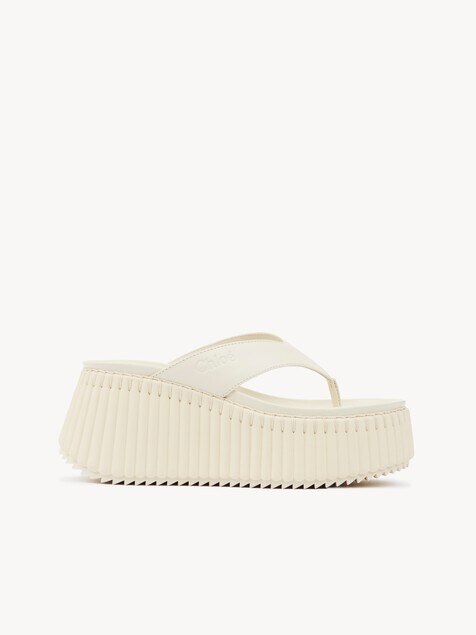 Nama wedge slide