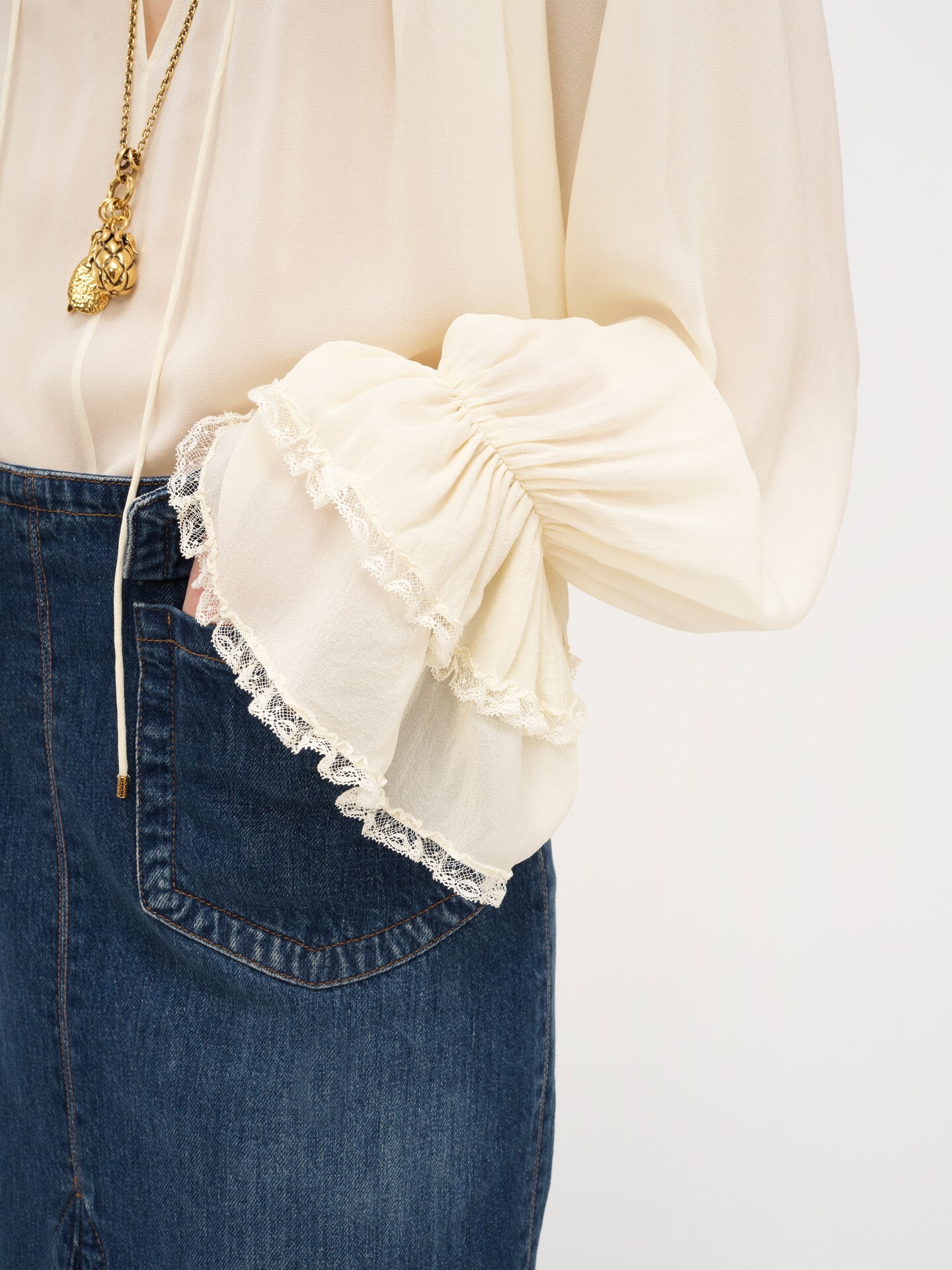 Gathered V-neck top in silk georgette - 7