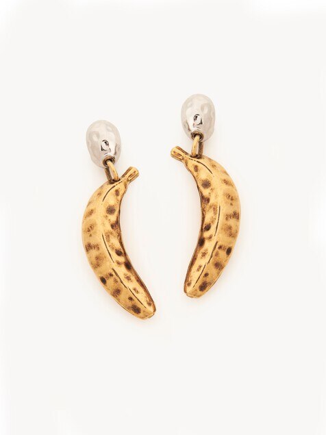 The Chlo&eacute; Bananas earrings