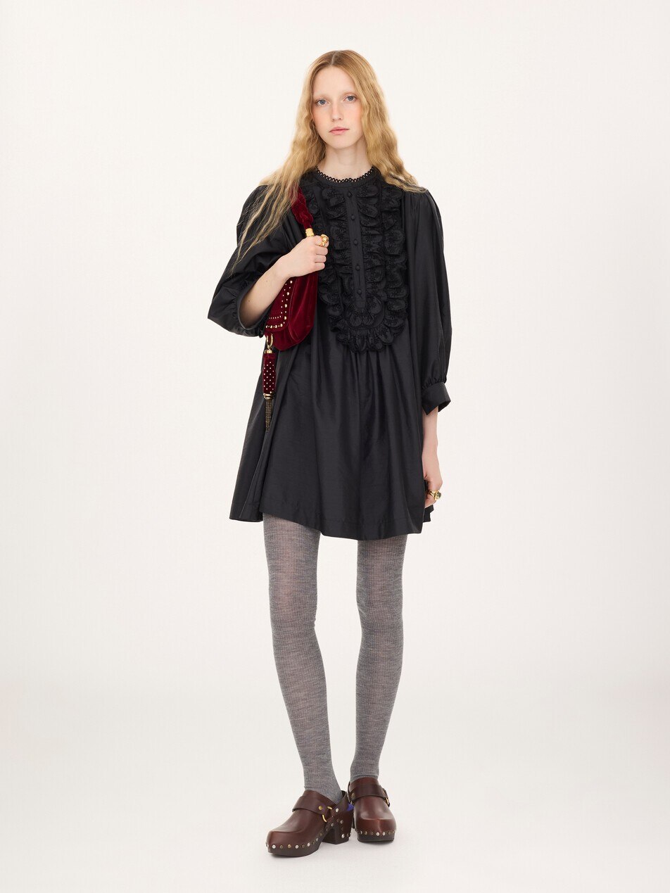 Lang&auml;rmeliges Minikleid aus technischem Taft