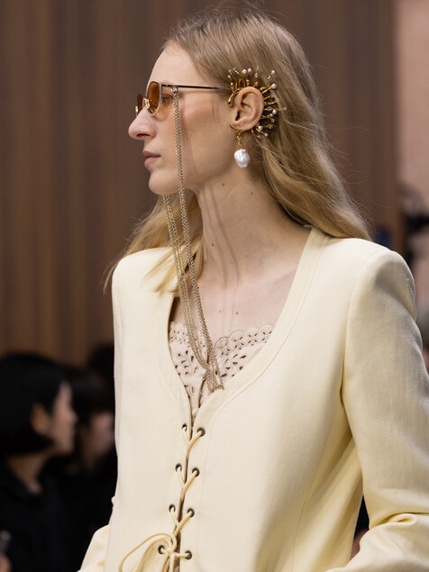 Look 37