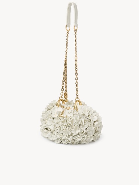 Chlo&eacute; Pliss&eacute; shoulder bag with chain in leather flowers
