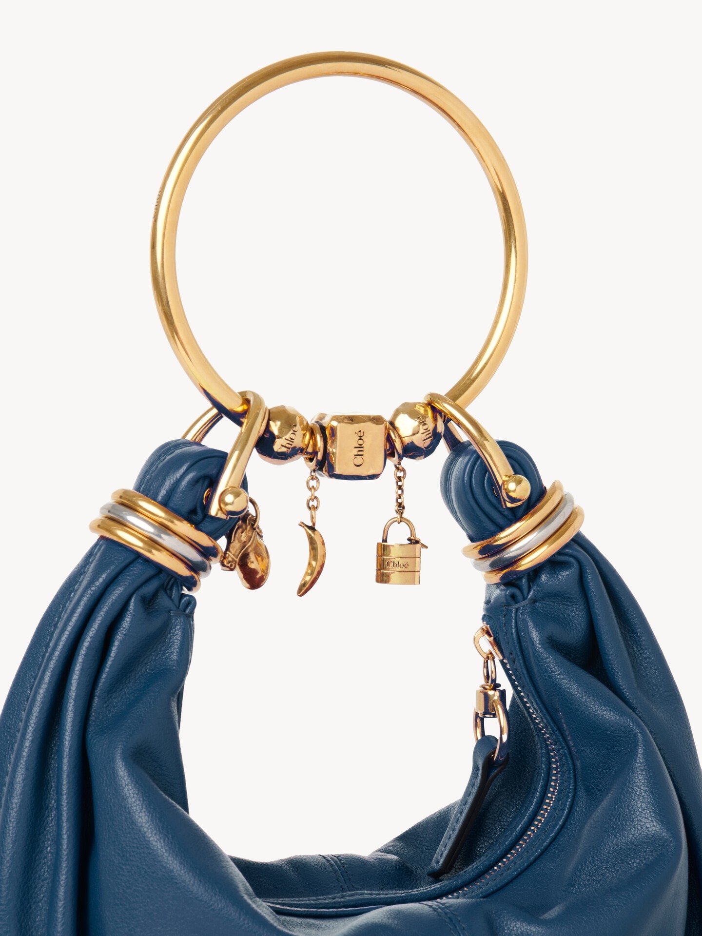 Small Bracelet Hobo bag in grained leather - 7